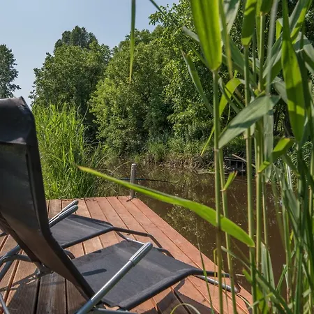 Case de vacanță Posteleki Vendeghaz-nyugalom Szigetei *