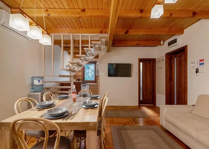 Posteleki Vendeghaz-nyugalom Szigetei 펜션 *