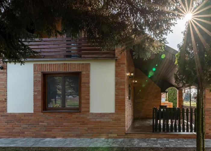 Posteleki Vendeghaz-nyugalom Szigetei 펜션 *