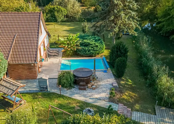 펜션 Posteleki Vendeghaz-nyugalom Szigetei *