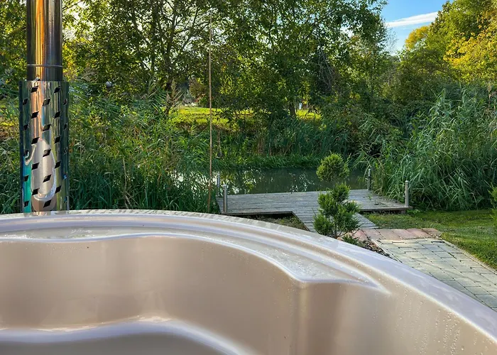 Posteleki Vendeghaz-nyugalom Szigetei